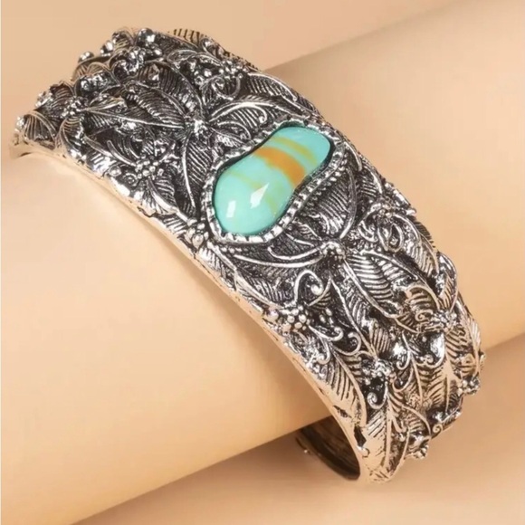 Boho Vintage Style Southwestern Silver-tone Turquoise Stone Bangle Cuff Bracelet - Picture 3 of 7
